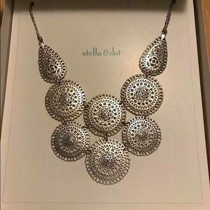 Retired Stella & Dot Medina bib necklace